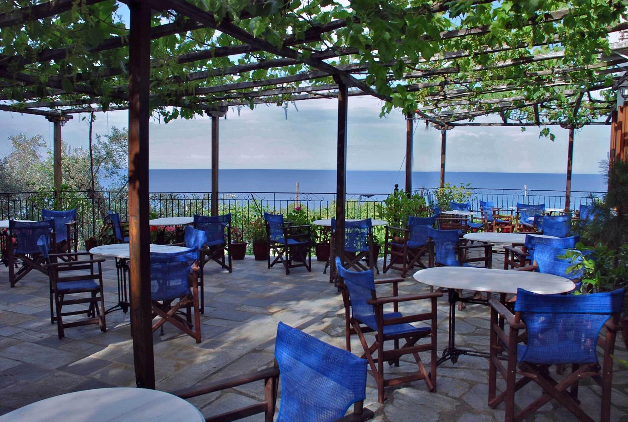 Agnadi - Hotel Chorefton